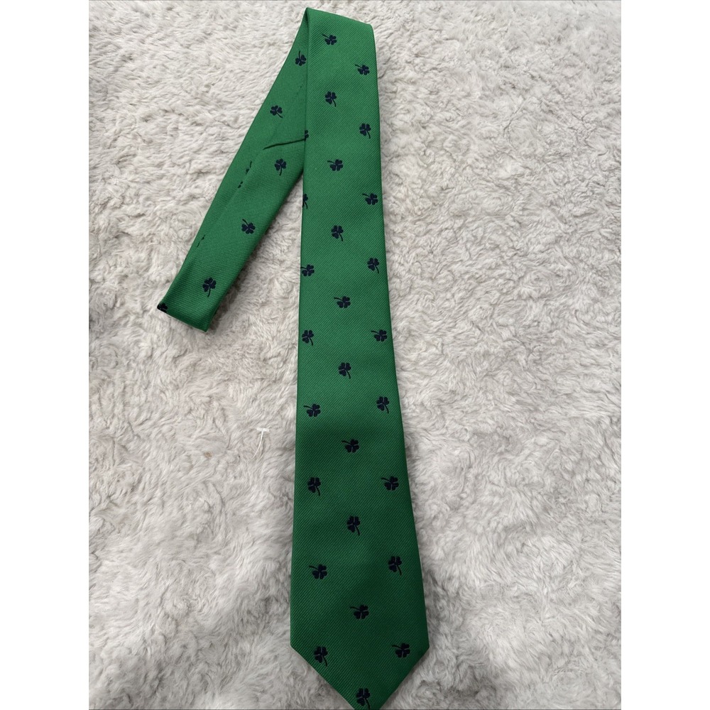 Vintage Classic Shamrock Necktie Carson Pirie Scott Tie